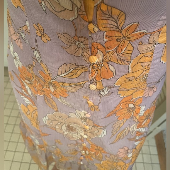 Astr Lilac Floral Print Short Sleeve Ruffle Midi Dress - Picture 6 of 6